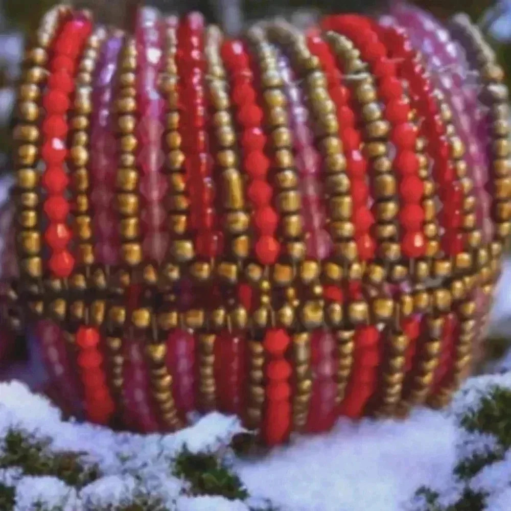 Beautiful Avalaya Glass Bead Wide Snow Bracelet